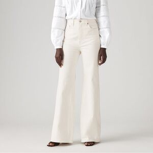 Levi’s Ribcage Bell Jean